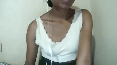 joliekah27 online show from March 21, 2026, 8:19 am