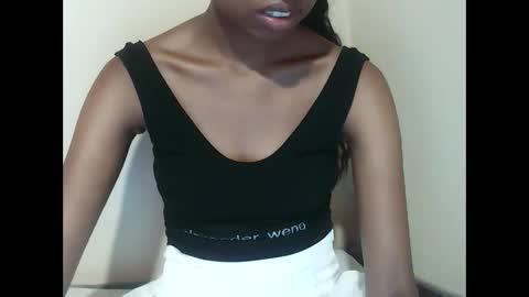 joliekah27 online show from March 25, 2026, 6:03 pm