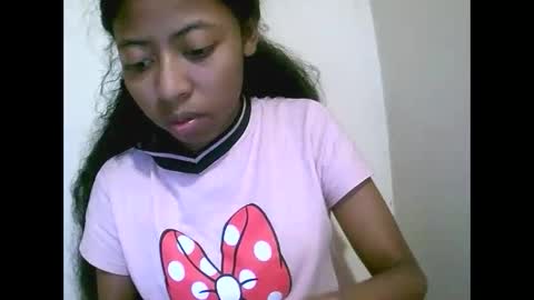 joliekah27 online show from May 24, 2026, 6:57 pm