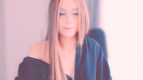 ArianaJoliiee online show from October 25, 2025, 9:20 pm