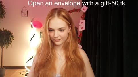 Snapshot of jolly_bean chatting on February 7, 2025, 8:55 am Polly  online show from February 7, 2025, 8:55 am