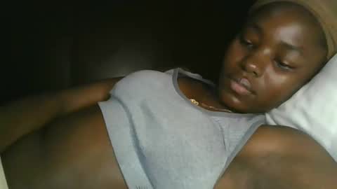 jollynabeb online show from October 30, 2025, 8:42 pm