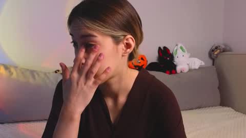 Viola online show from October 17, 2025, 11:13 am