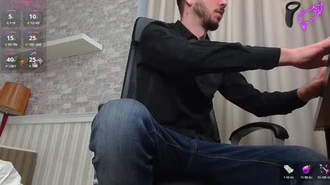 JonahShaw online show from November 10, 2025, 5:17 am