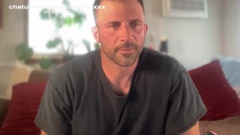 Snapshot of jonariesxxx chatting on May 5, 2026, 8:06 pm Jon Aries online show from May 5, 2026, 8:06 pm