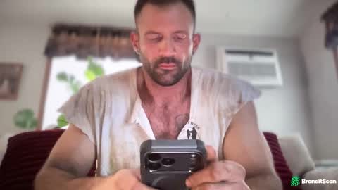 Snapshot of jonariesxxx chatting on May 18, 2026, 8:03 pm Jon Aries online show from May 18, 2026, 8:03 pm