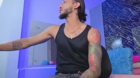 Jonas  online show from April 16, 2026, 8:42 pm