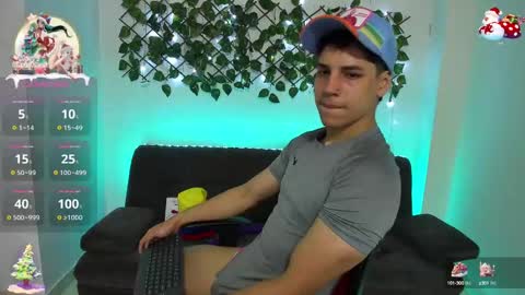 Instagram jonathanfit14 online show from December 20, 2024, 9:28 pm