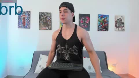 Instagram jonathanfit14 online show from May 20, 2026, 10:38 pm