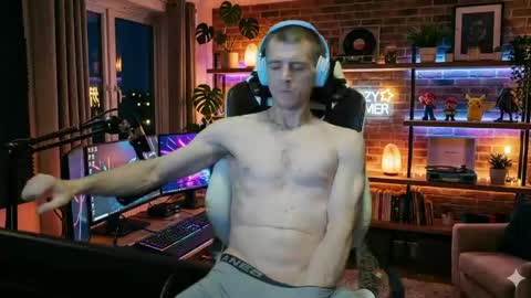 jonathanthiccoc online show from April 16, 2026, 1:50 am