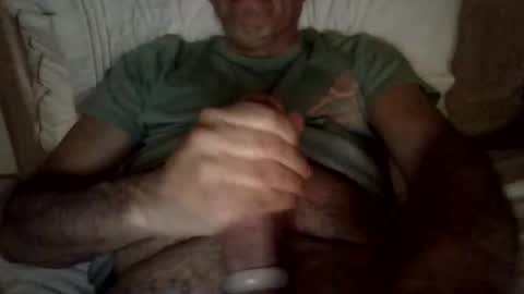 Snapshot of jonlovespussy6969 chatting on June 15, 2026, 2:14 am John loves pussy online show from June 15, 2026, 2:14 am