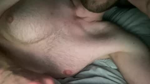 Snapshot of jonn921 chatting on June 25, 2026, 7:13 am jonn921 online show from June 25, 2026, 7:13 am