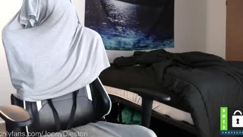 JonnyDieston online show from June 7, 2026, 3:27 pm