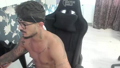jonnyporn1 online show from July 30, 2026, 12:15 pm