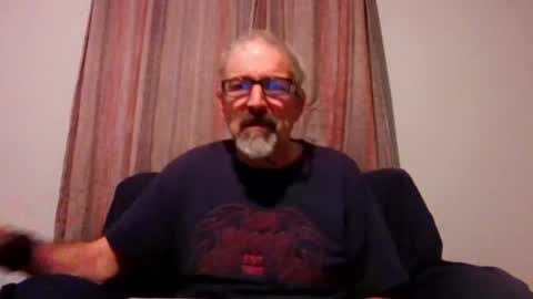 Snapshot of jony_five chatting on October 18, 2025, 11:27 pm Jon online show from October 18, 2025, 11:27 pm