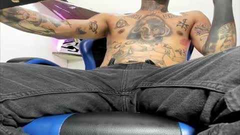 jordan33blake online show from October 19, 2025, 2:01 am