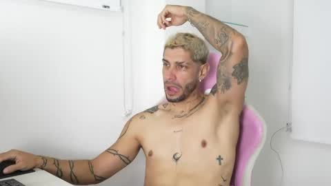 jose_wc online show from April 2, 2026, 9:07 am