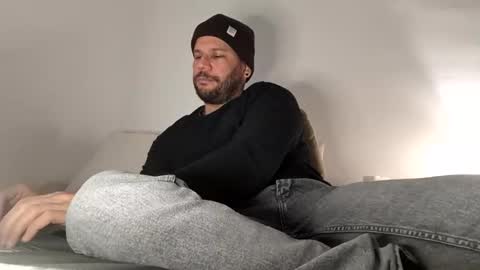 Snapshot of joselacalaca chatting on December 23, 2024, 6:16 pm Js online show from December 23, 2024, 6:16 pm