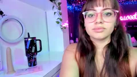 Snapshot of joselynsweet chatting on September 22, 2025, 12:56 am Sofia Garcia online show from September 22, 2025, 12:56 am