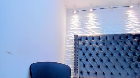 joseph_vans online show from May 1, 2026, 10:09 am