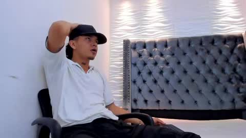 joseph_vans online show from May 6, 2026, 3:46 am
