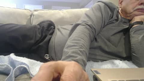 josephgr2021 online show from December 31, 2024, 10:23 pm