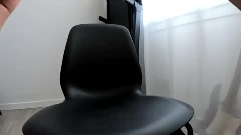 josh_0389 online show from March 1, 2025, 10:55 am