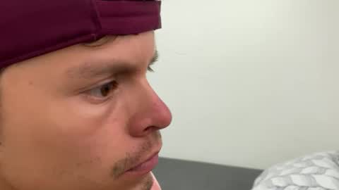 Nicolas online show from February 25, 2025, 9:24 pm