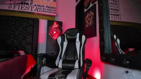 joshmiller___ online show from July 4, 2026, 11:49 am