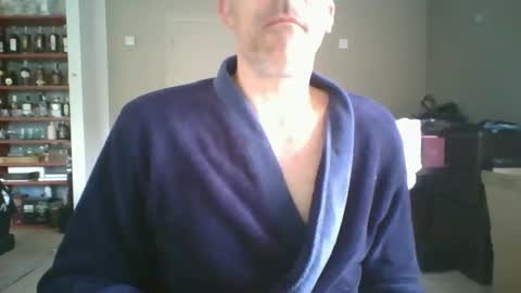 joshua154197 online show from April 3, 2026, 8:23 am