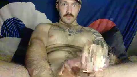 Snapshot of josiahcoffeee chatting on March 5, 2025, 4:02 am Josiah Coffee online show from March 5, 2025, 4:02 am