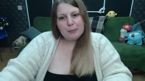 Snapshot of josiesun771 chatting on February 16, 2025, 1:38 pm josiesun771 online show from February 16, 2025, 1:38 pm