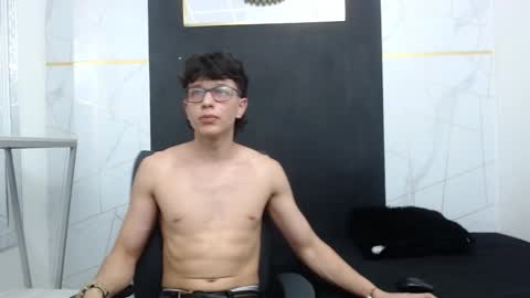  jotalatino  online show from March 11, 2026, 7:42 pm