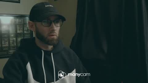 Snapshot of journeman123 chatting on November 3, 2025, 2:40 pm journeman123 online show from November 3, 2025, 2:40 pm