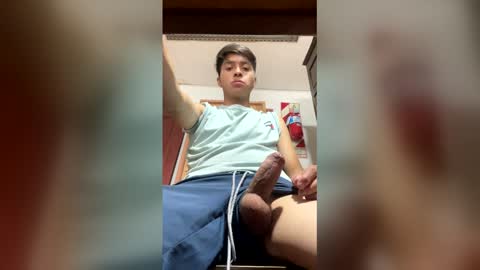 Snapshot of jovenlindo2002 chatting on April 1, 2026, 1:41 pm Fran online show from April 1, 2026, 1:41 pm