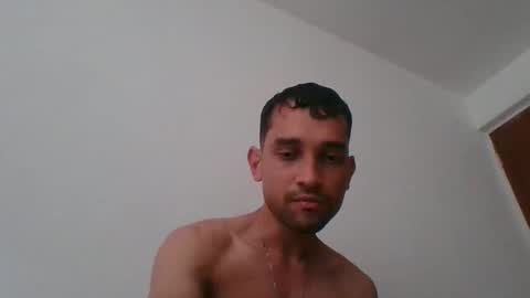 Snapshot of jovenvergonguapo09 chatting on November 7, 2025, 11:43 am Van Helsing online show from November 7, 2025, 11:43 am