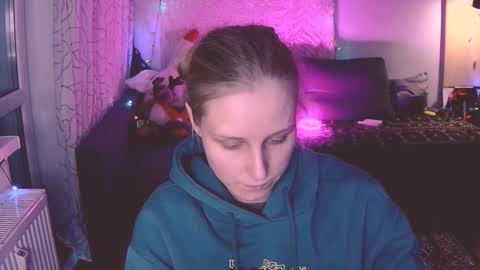 joy_keys online show from January 8, 2025, 8:07 pm