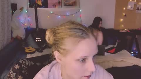 joy_keys online show from February 25, 2025, 11:22 pm