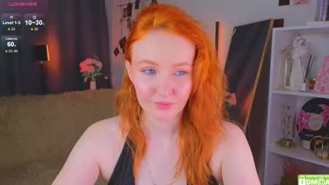 joyce_jones online show from November 18, 2025, 8:35 pm
