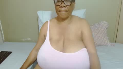 DairyQueen online show from November 19, 2025, 7:41 am