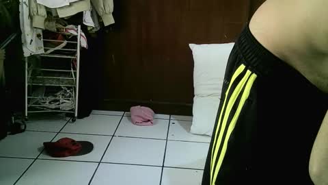 Snapshot of jperezoficcial chatting on October 9, 2025, 7:34 pm J Prez Official online show from October 9, 2025, 7:34 pm