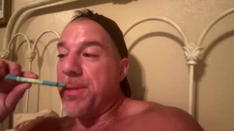 Snapshot of jroge21 chatting on January 2, 2025, 9:54 am jroge21 online show from January 2, 2025, 9:54 am