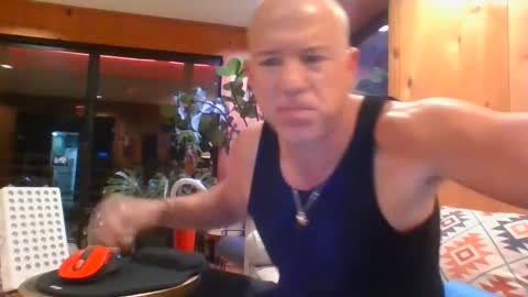 Snapshot of jroge21 chatting on February 6, 2025, 4:31 am jroge21 online show from February 6, 2025, 4:31 am