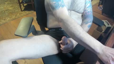 Snapshot of jsimon04 chatting on January 31, 2025, 3:11 pm jsimon04 online show from January 31, 2025, 3:11 pm