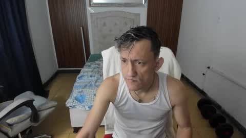 juan_and_luke online show from March 27, 2026, 11:32 am