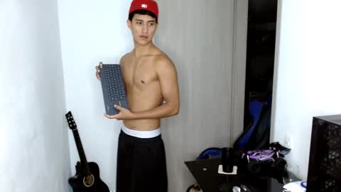 JuanDa online show from February 11, 2025, 4:22 am