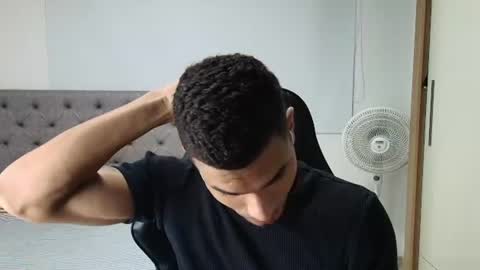 Snapshot of juan_gomez_1 chatting on July 19, 2026, 10:57 pm juan_gomez_1 online show from July 19, 2026, 10:57 pm