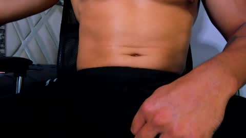 Snapshot of juan_jsmith chatting on May 19, 2026, 1:56 am juan_jsmith online show from May 19, 2026, 1:56 am