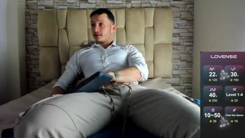 JUAN online show from January 15, 2025, 11:19 pm