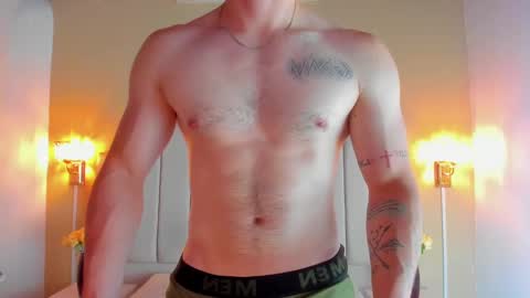 JUAN online show from October 9, 2025, 1:31 pm